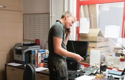 Norm und Mass AG, Küchenbau, Fensterbau, Innenausbau, Schreinerarbeiten